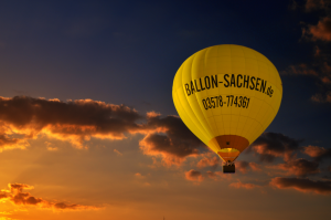 Hot Air Balloon Hot Air Ballooning Sky Cloud Daytime Yellow 1418163 Pxhere.com 1 1 300x199